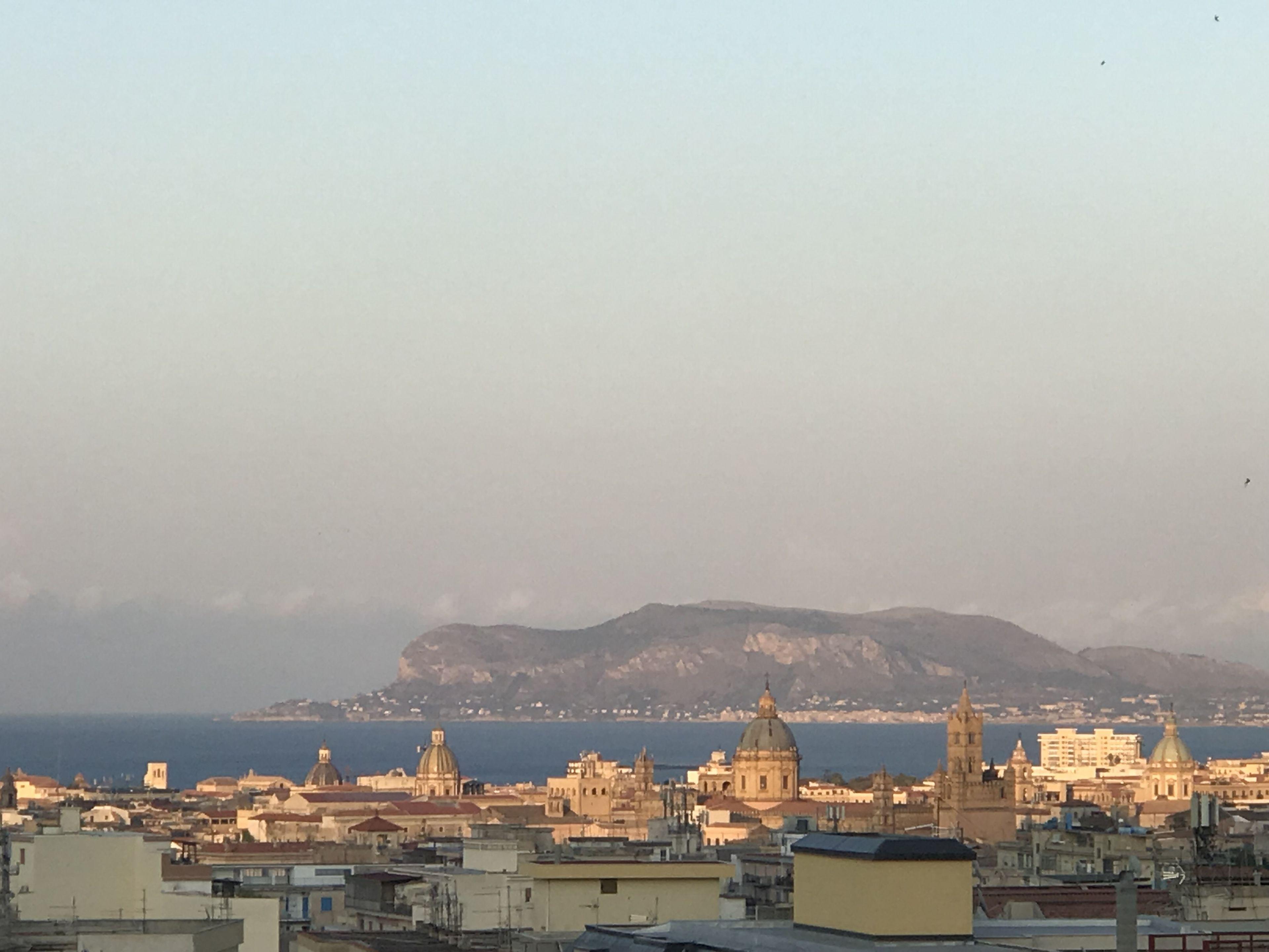 B&B Camelot, Palermo